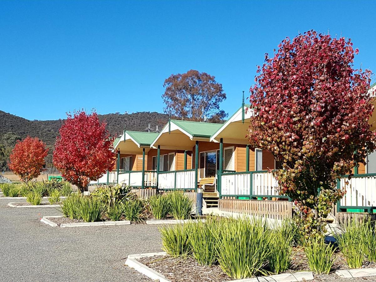 Canberra Carotel Motel Extérieur photo